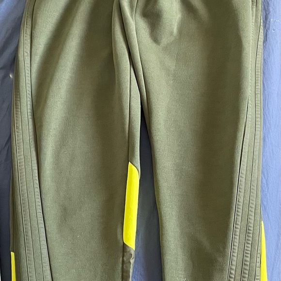 Pants - Picture 3 of 4